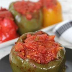 Main dish - Stuffed peppers in crock pot uncooked meat recipes-image