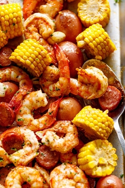 Dinner - Easy shrimp boil recipe in the oven