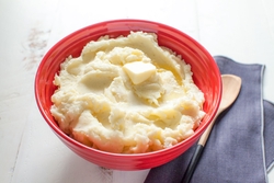 Main dish - Pioneer Woman's Delicious, Creamy Mashed Potatoes recipes