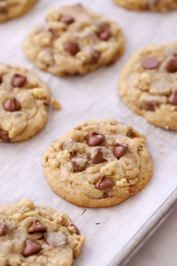 Dessert - DoubleTree Chocolate Chip Cookies recipes