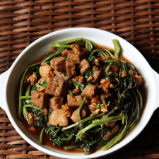 Tofu and kangkong with oyster sauce recipe - Main course