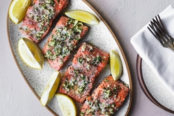 Dinner - Baked salmon with olive oil and garlic recipes
